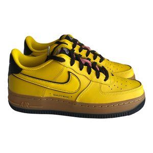 NIKE Air Force 1 Low Grade School Black Yellow Gum Sneakers Size 3.5 Youth NEW